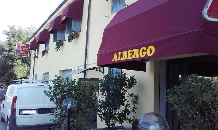 Hotel Ded 1 Checkin A Richiesta Parma Dış mekan fotoğraf